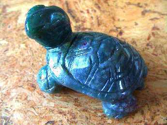 Edelsteingravuren - Schildkröte - Moosachat