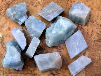 Wassersteine - Calcit "Blau" "Brasilien" (1kg-Pack)