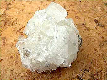 Mineralien - Apophyllit (B-Qualität), mittel