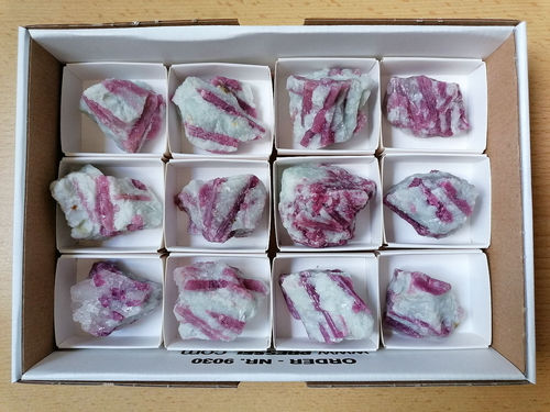Mineralien - Turmalin "Pink" (Rubellit) (Extra Qualität) (12-Stück-Partie)